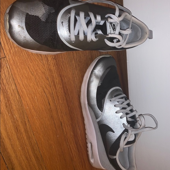 NEW NIKE AIR MAX THEA SILVER CAMO SZ 7.5 - Picture 6 of 7